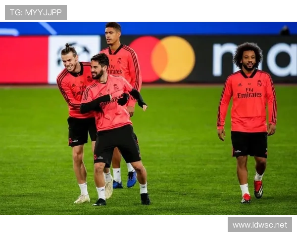 阿森西奥近期状态下滑原因分析：出场时间减少与战术适配度成关键因素